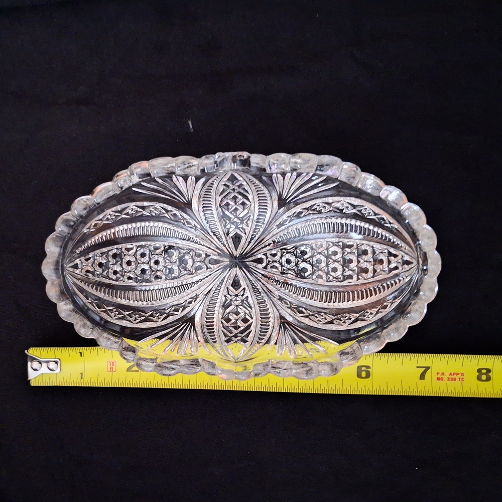Elegant Crystal Glass Serving Bowl